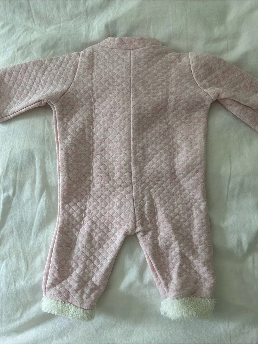 Kyle & Deena item description